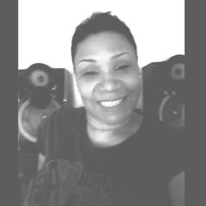 Meet your Posher, Rhonda